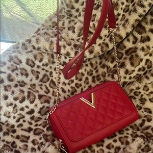 Elegant Red Quilted Crossbody Bag
